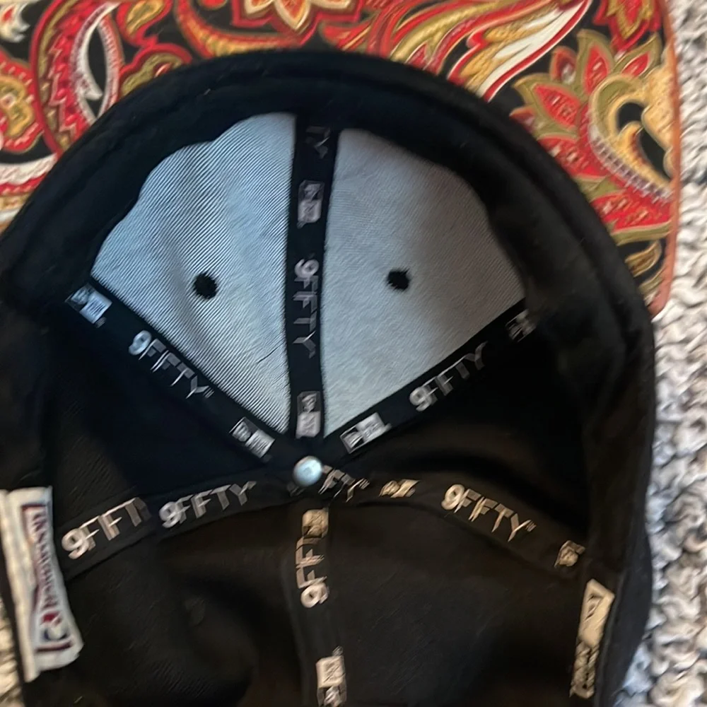 Classic Chicago Bulls Cap - Picture 7 of 8